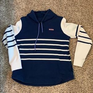 Vineyard vines funnel neck shep shirt